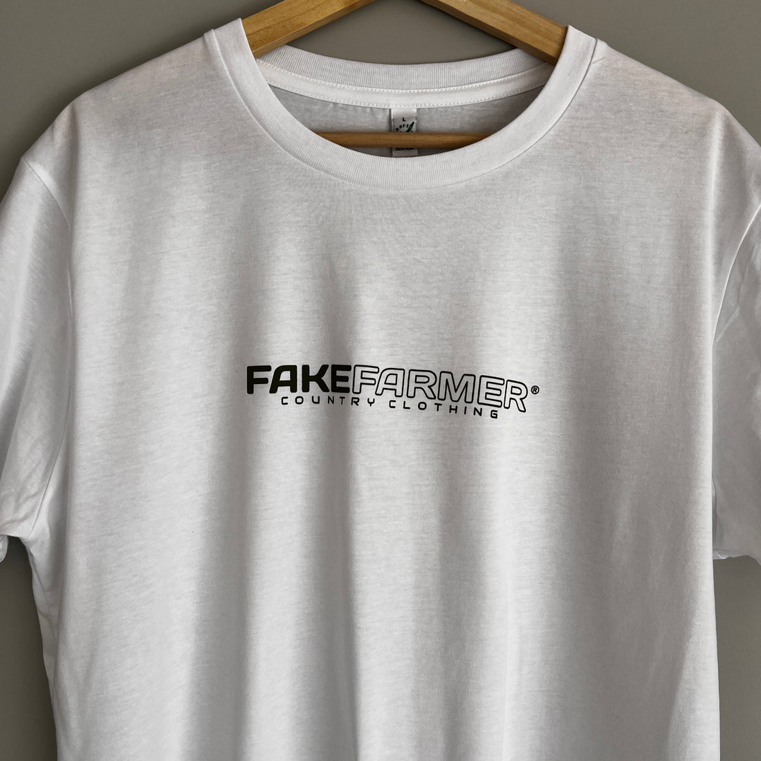 Official Fake Farmer® 'Country Clothing' Unisex Eco T-Shirt - Green Logo